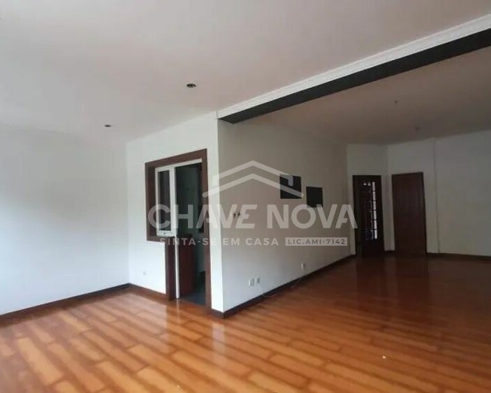 PRT/01613 Apartamento T2 com Terraço e Anexo Porto