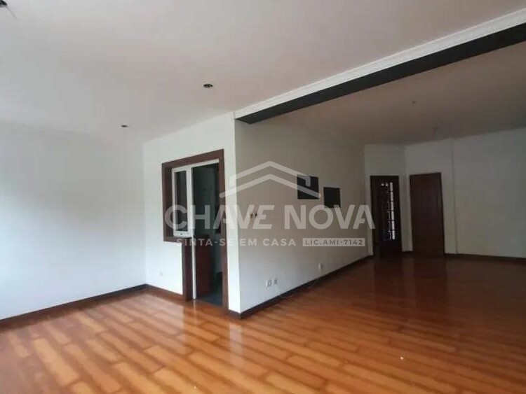 PRT/01613 Apartamento T2 com Terraço e Anexo Porto