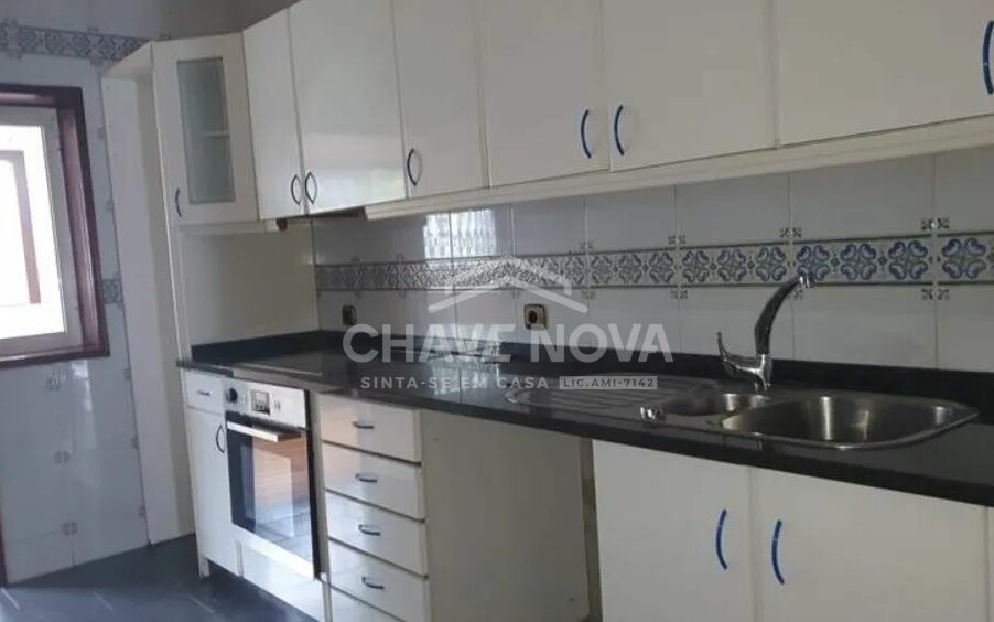 PRT/01613 Apartamento T2 com Terraço e Anexo Porto