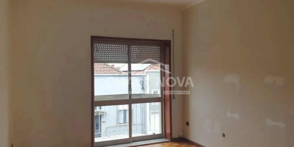 PRT/01613 Apartamento T2 com Terraço e Anexo Porto