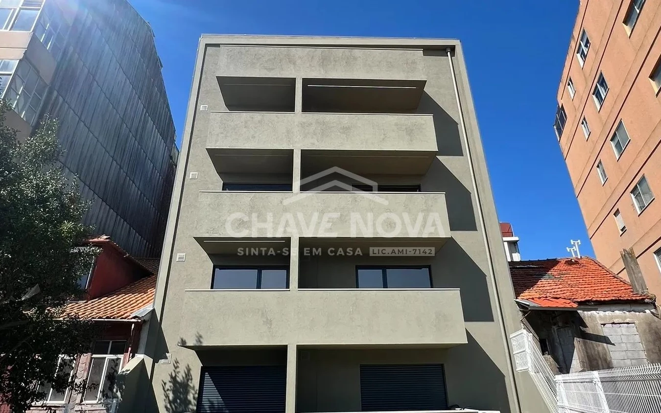 PRT/01622 Apartamento T2 Novo Faria Guimarães Porto