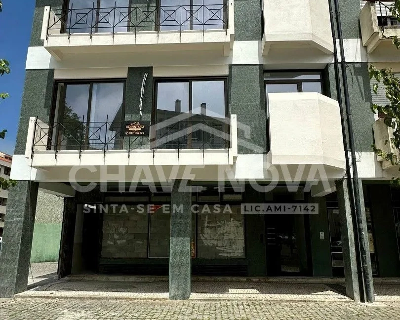 PRT/01328 Apartamento T3 Totalmente Renovado Foz Porto