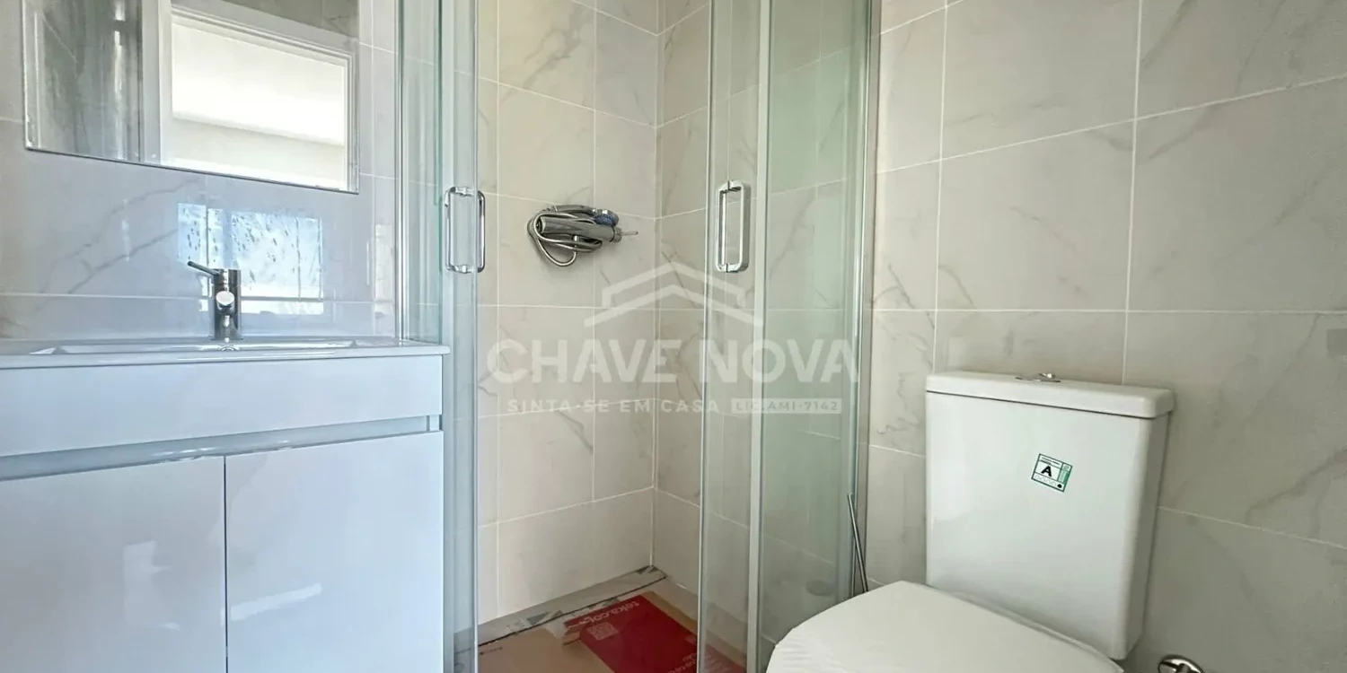 PRT/01328 Apartamento T3 Totalmente Renovado Foz Porto