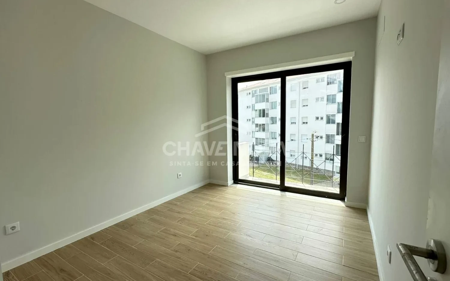 PRT/01328 Apartamento T3 Totalmente Renovado Foz Porto