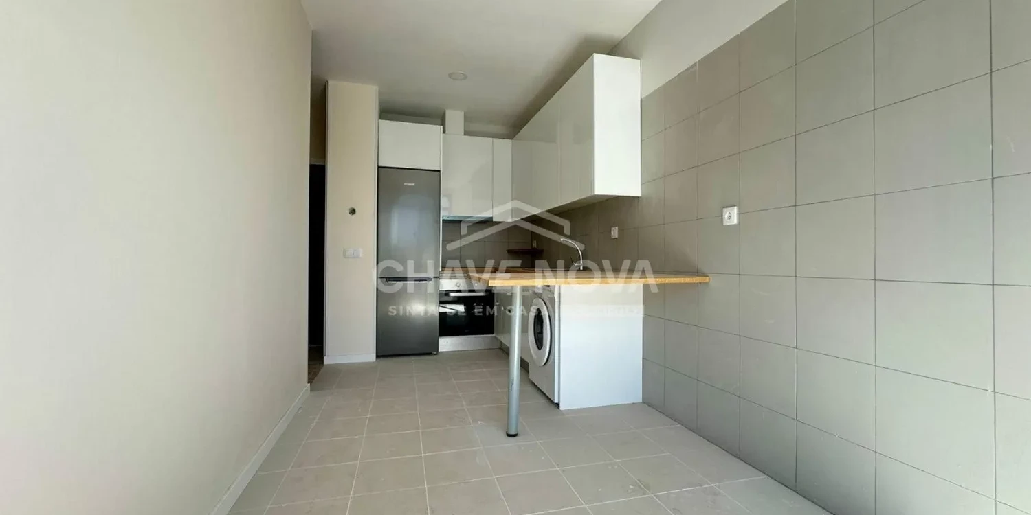 PRT/01328 Apartamento T3 Totalmente Renovado Foz Porto