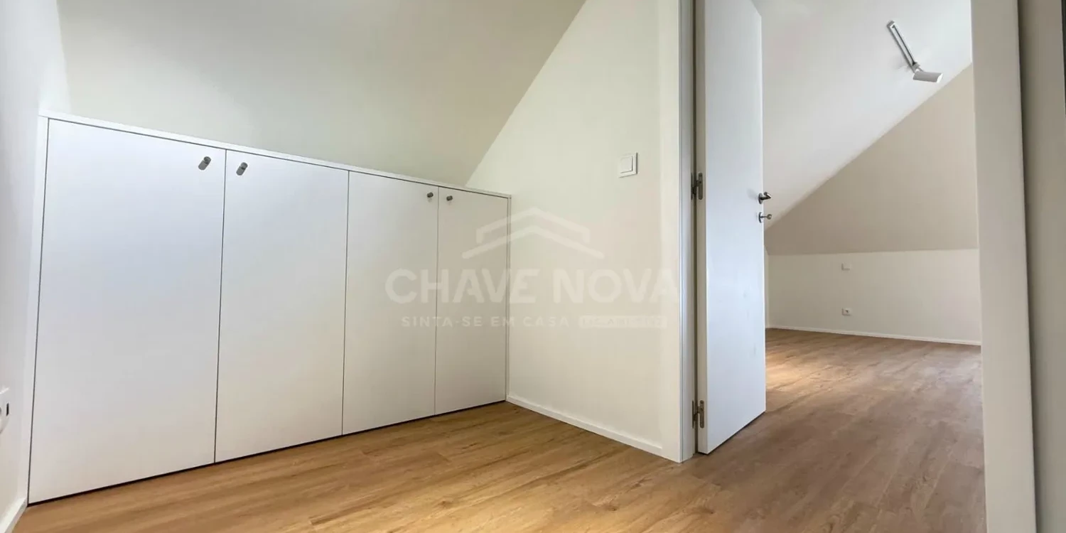 PRT/01448 Apartamento T2 Duplex Novo Matosinhos Porto