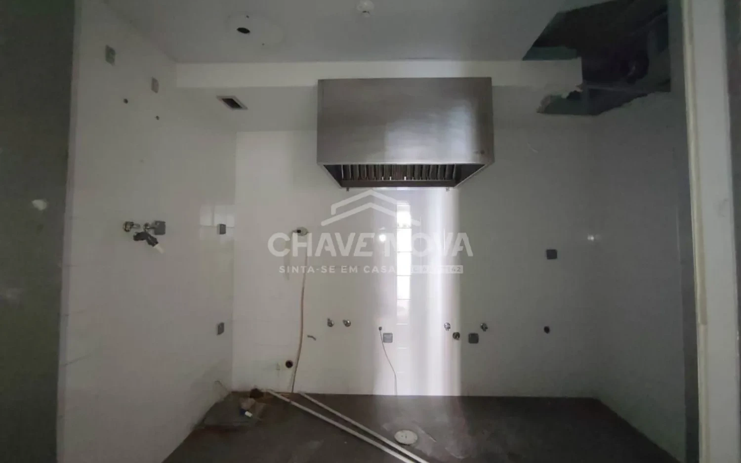 PRT/01467 Loja Espaço Comercial Rotunda da Boavista Porto