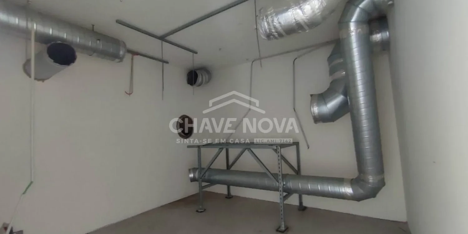 PRT/01467 Loja Espaço Comercial Rotunda da Boavista Porto