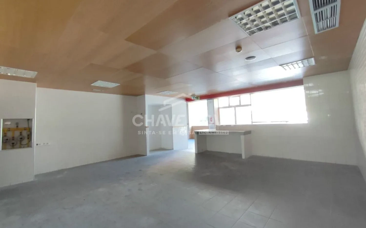 PRT/01467 Loja Espaço Comercial Rotunda da Boavista Porto