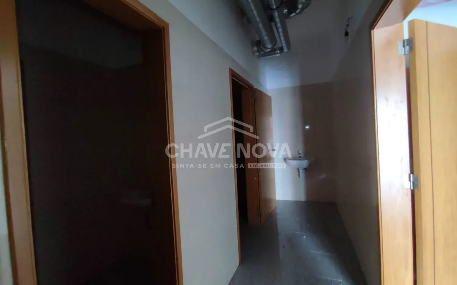 PRT/01467 Loja Espaço Comercial Rotunda da Boavista Porto