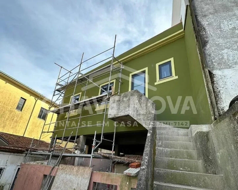 PRT/01472 lha com 6 Habitações Junto ao Metro Santo Ovídio Vila Nova de Gaia Porto