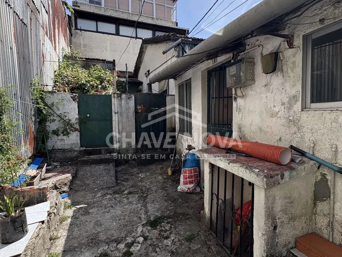 PRT/01473 Ilha Vila Nova de Gaia com 8 Casas Santa Marinha e São Pedro da Afurada Vila Nova de Gaia Porto