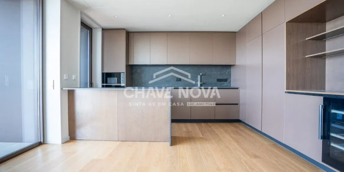 PRT/01508 Apartamento T3 Penthouse Duplex Novo Empreendimento The Yard Afurada Vila Nova de Gaia Porto