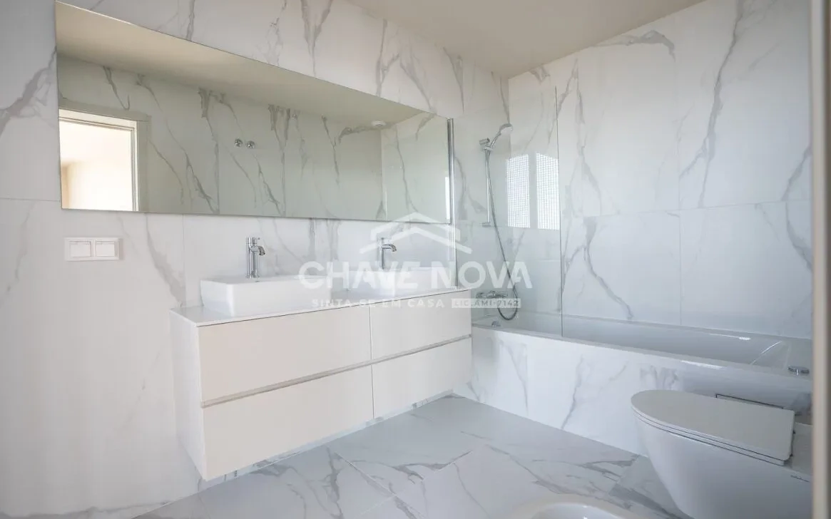 PRT/01508 Apartamento T3 Penthouse Duplex Novo Empreendimento The Yard Afurada Vila Nova de Gaia Porto