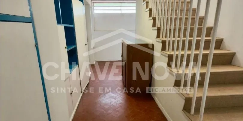 PRT/01540 Moradia Isolada V4 Avenida Marechal Gomes da Costa Porto