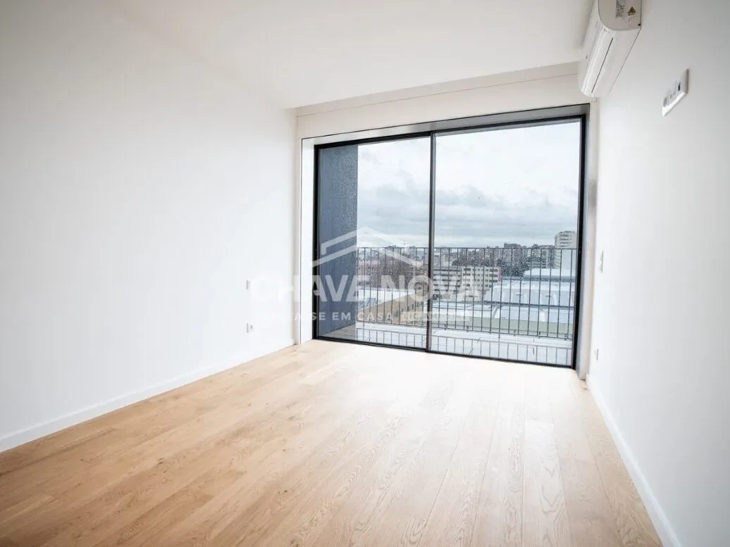 PRT/01561 Apartamento T4 Penthouse Novo Empreendimento Nautilus IV Matosinhos Porto