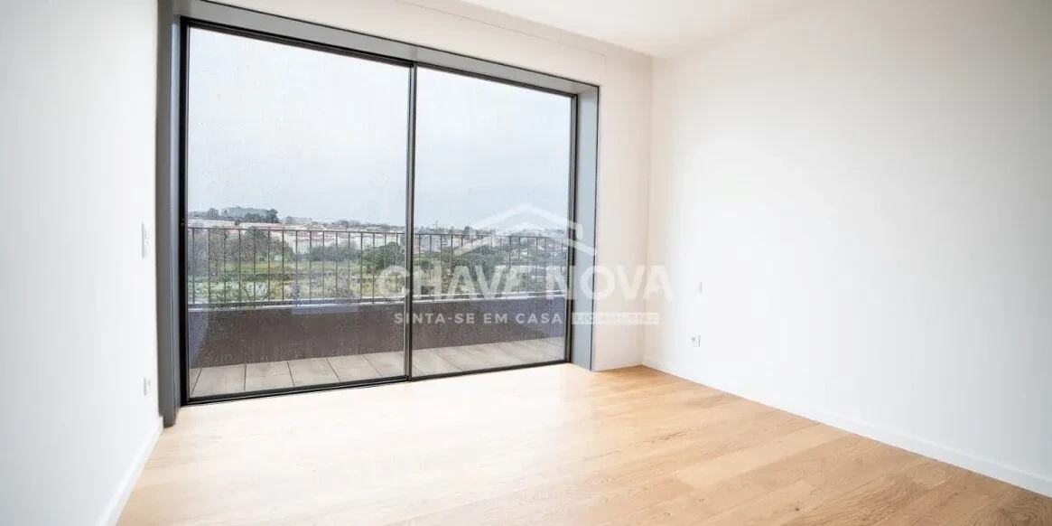 PRT/01561 Apartamento T4 Penthouse Novo Empreendimento Nautilus IV Matosinhos Porto