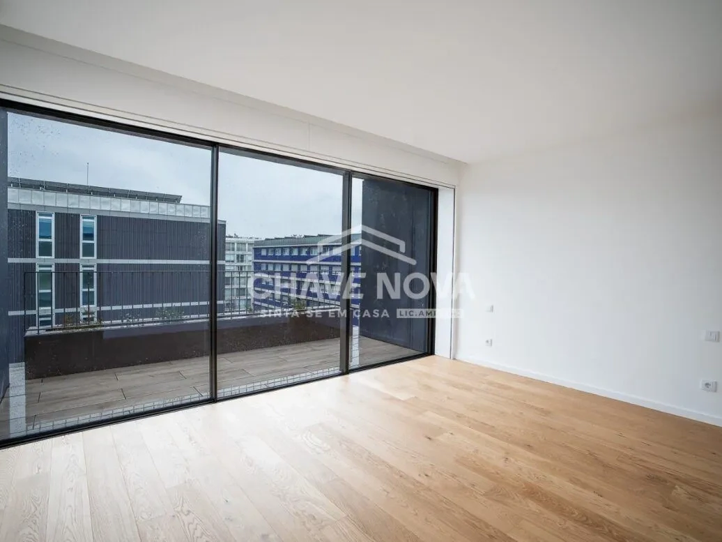 PRT/01561 Apartamento T4 Penthouse Novo Empreendimento Nautilus IV Matosinhos Porto
