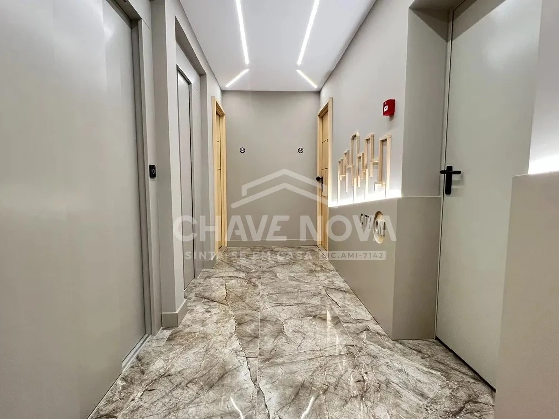PRT/01616 Apartamento T0 Duplex Novo com Terraço Studios City On Rua Faria Guimarães Porto