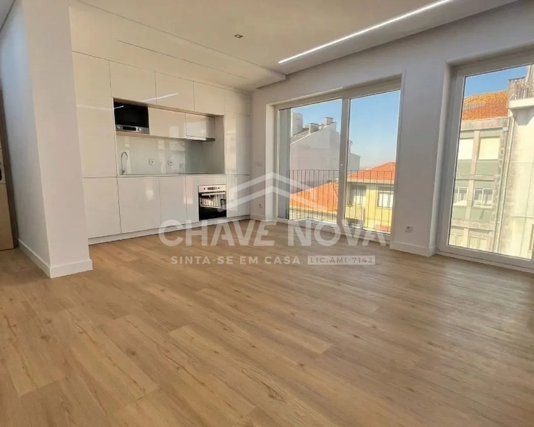 PRT/01615 Apartamento T1 Novo com Terraço Studios City On Rua Faria Guimarães Porto