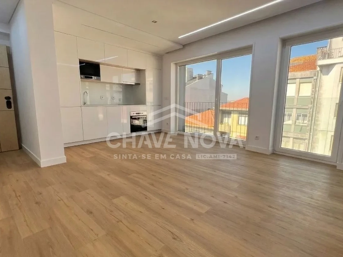 PRT/01615 Apartamento T1 Novo com Terraço Studios City On Rua Faria Guimarães Porto