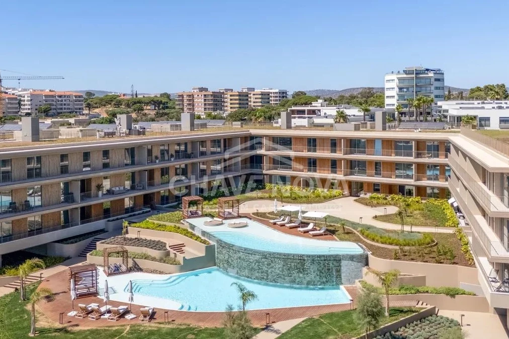 PRT/01632 Apartamento T2 de Luxo com Piscina Praia do Forte Novo Quarteira Vilamoura Loulé Faro