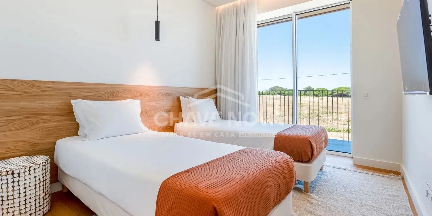 PRT/01632 Apartamento T2 de Luxo com Piscina Praia do Forte Novo Quarteira Vilamoura Loulé Faro