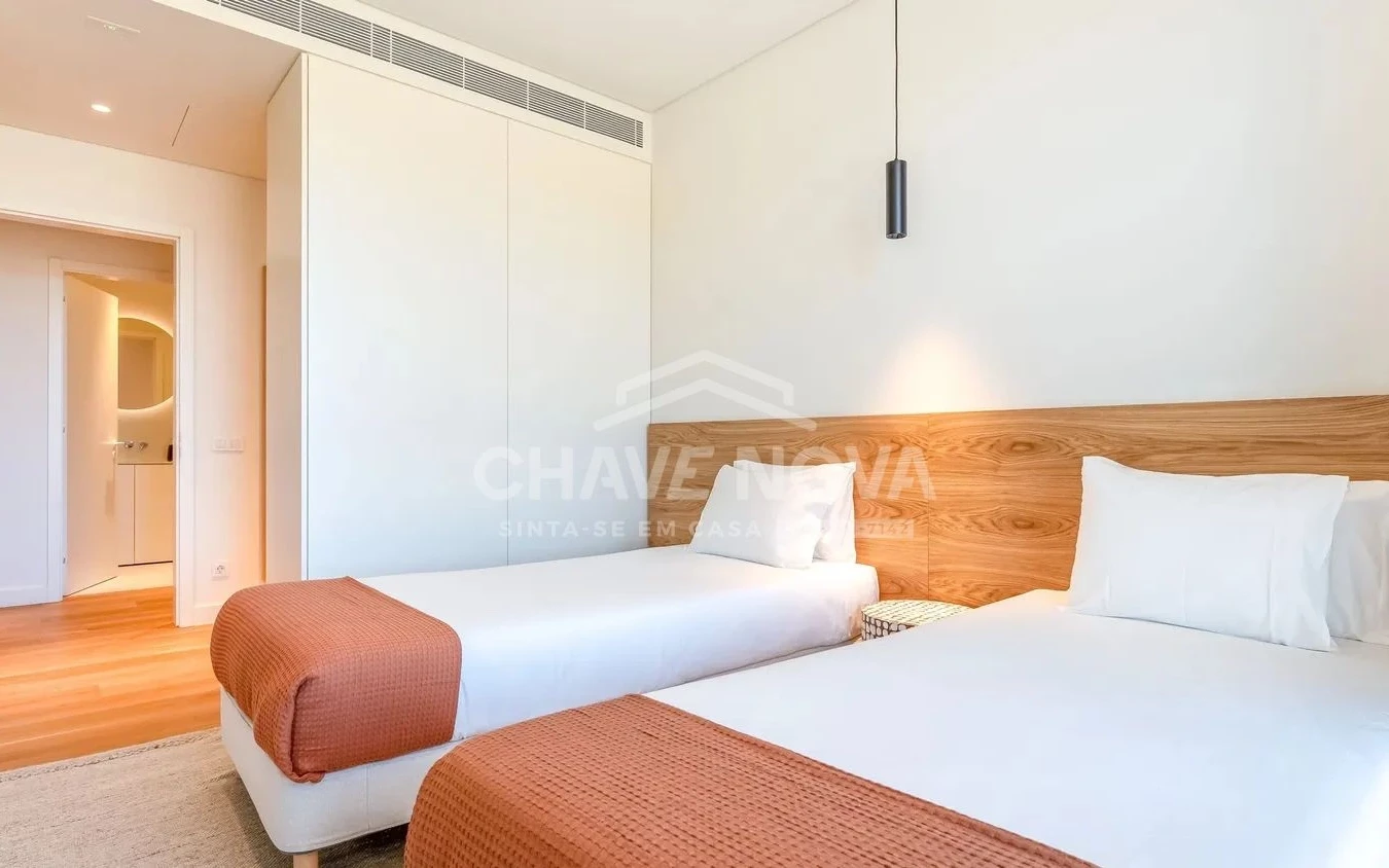 PRT/01632 Apartamento T2 de Luxo com Piscina Praia do Forte Novo Quarteira Vilamoura Loulé Faro