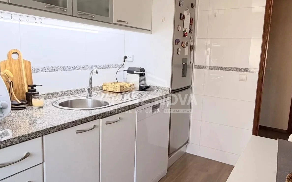 PRT/01641 Apartamento T2 Hospital Trofa Saúde Santa Marinha Vila Nova de Gaia Porto