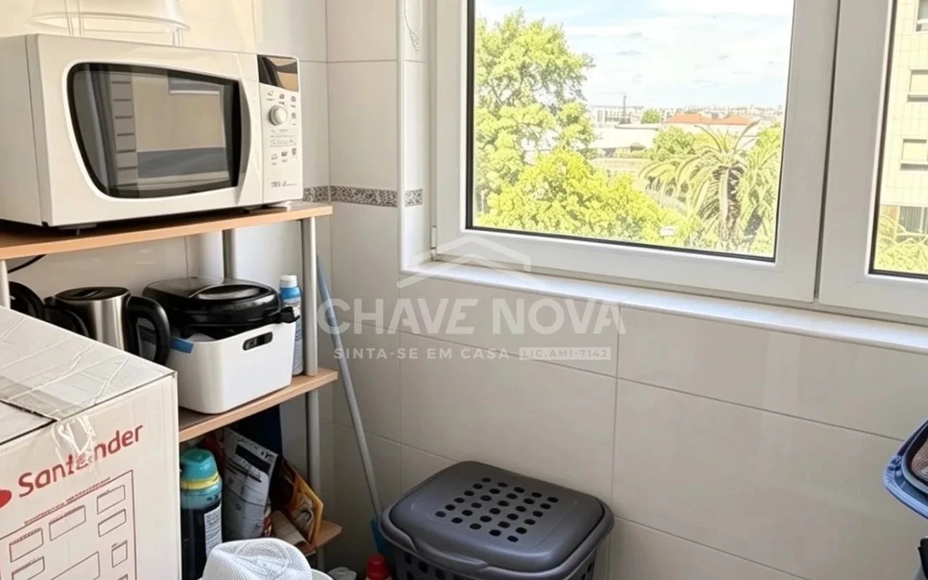 PRT/01641 Apartamento T2 Hospital Trofa Saúde Santa Marinha Vila Nova de Gaia Porto