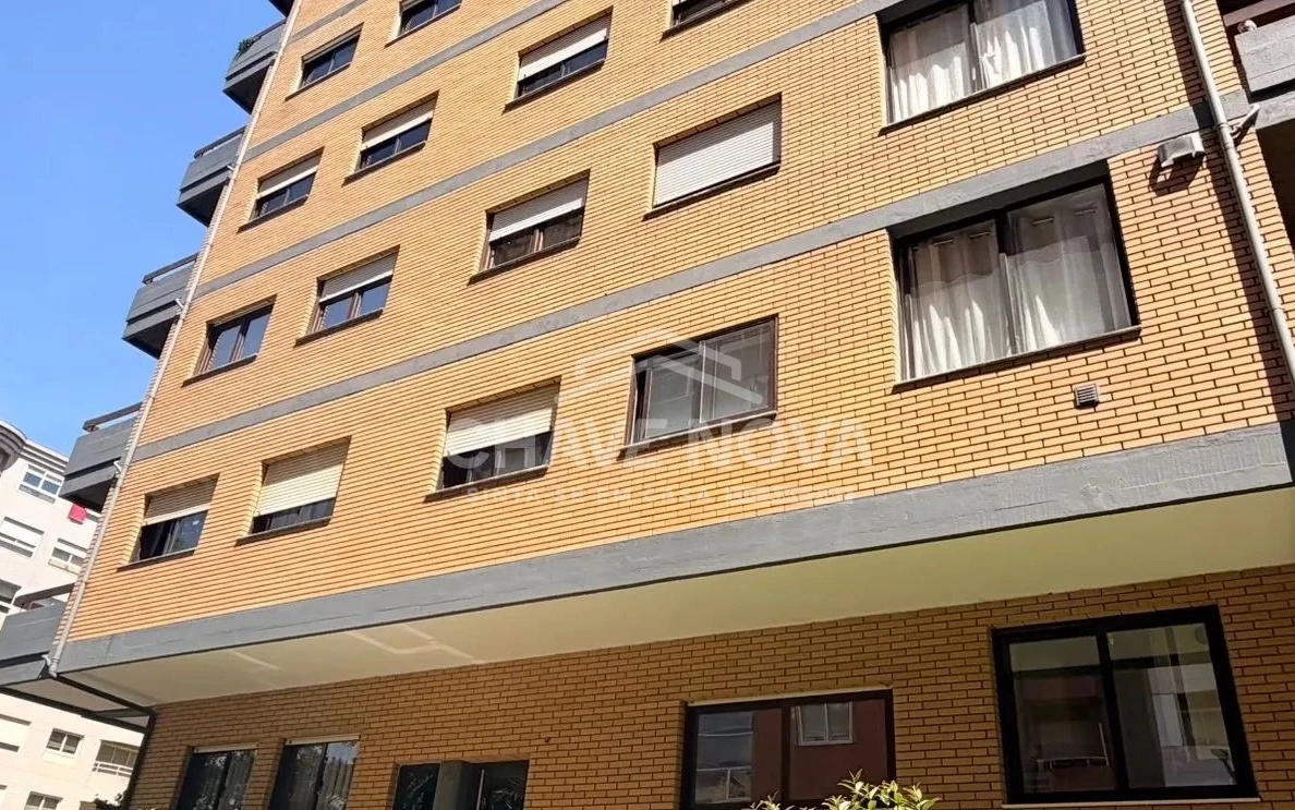 PRT/01641 Apartamento T2 Hospital Trofa Saúde Santa Marinha Vila Nova de Gaia Porto