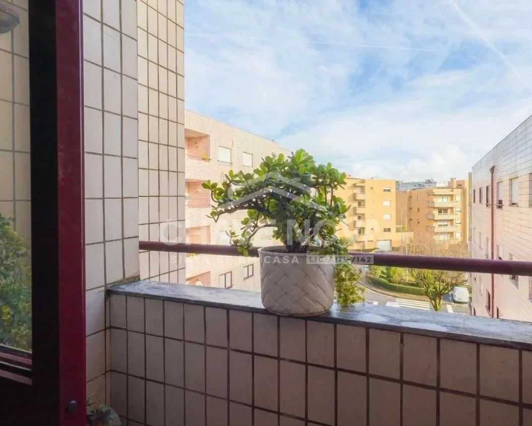 PRT/01644 Apartamento T3 Condomínio Fechado Rio Tinto Gondomar Porto