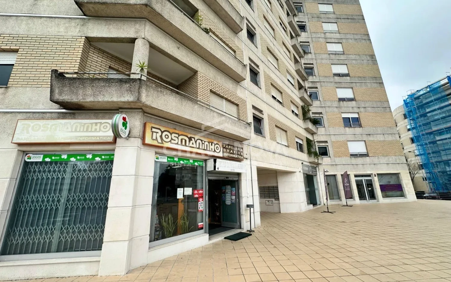 PRT/01551 Papelaria para Trespasse com jogos Santa Casa em Pedrouços Maia Porto